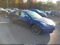 5YJ3E1EA7KF301942 2019 TESLA MODEL 3
