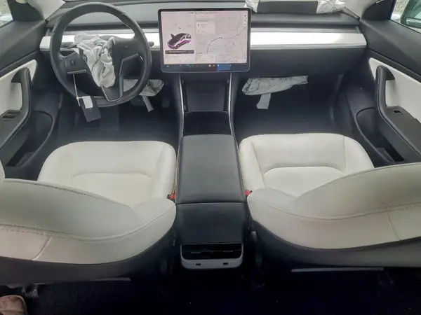 5YJ3E1EA7KF302668 2019 TESLA MODEL 3 - Image 8