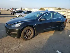 5YJ3E1EA7KF304758 2019 TESLA MODEL 3