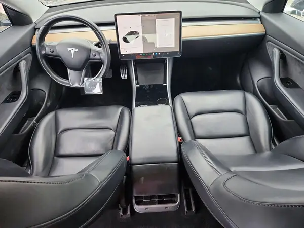 5YJ3E1EA7KF304999 2019 TESLA MODEL 3 - Image 8