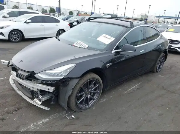 5YJ3E1EA7KF305697 2019 TESLA MODEL 3 - Image 2