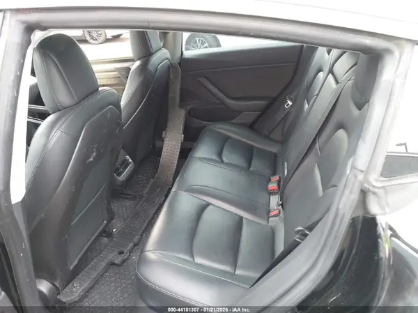 5YJ3E1EA7KF305697 2019 TESLA MODEL 3 - Image 8