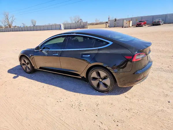 5YJ3E1EA7KF306090 2019 TESLA MODEL 3 - Image 2