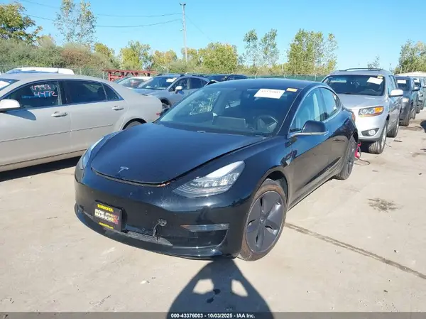 5YJ3E1EA7KF306476 2019 TESLA MODEL 3 - Image 2