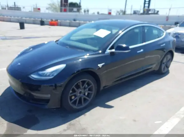 5YJ3E1EA7KF306638 2019 TESLA MODEL 3 - Image 2