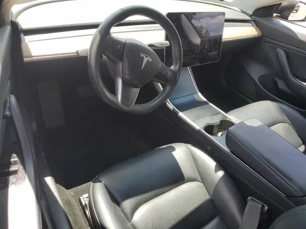 5YJ3E1EA7KF306672 2019 TESLA MODEL 3 - Image 8