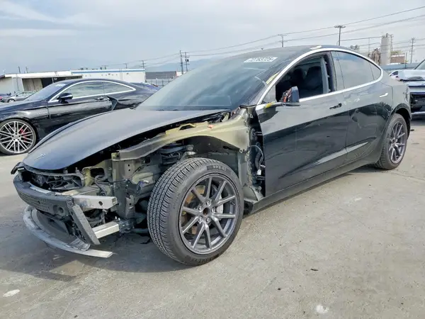 5YJ3E1EA7KF306722 2019 TESLA MODEL 3 - Image 1