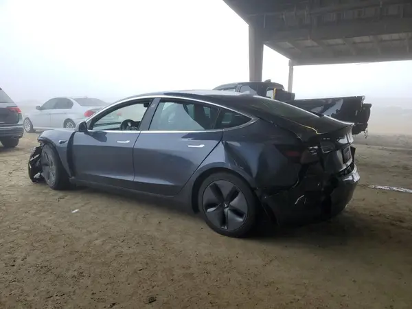 5YJ3E1EA7KF308194 2019 TESLA MODEL 3 - Image 2