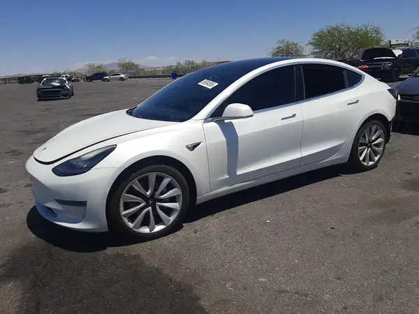 5YJ3E1EA7KF311774 2019 TESLA MODEL 3 - Image 1