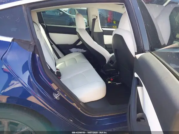5YJ3E1EA7KF314898 2019 TESLA MODEL 3 - Image 8