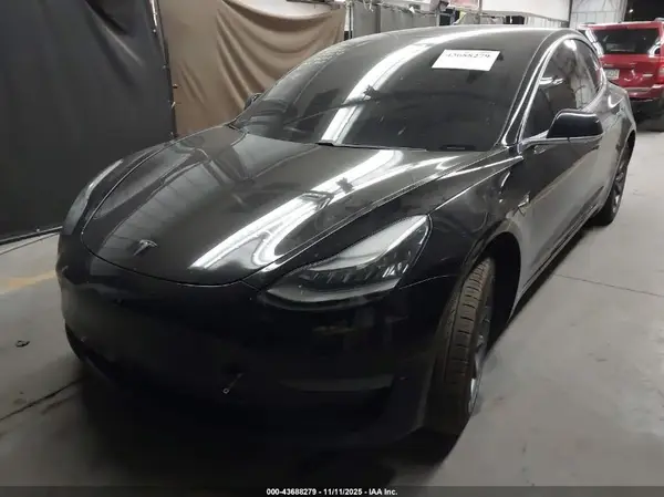 5YJ3E1EA7KF316702 2019 TESLA MODEL 3 - Image 2