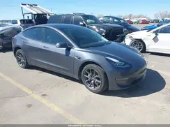 5YJ3E1EA7KF322760 2019 TESLA MODEL 3