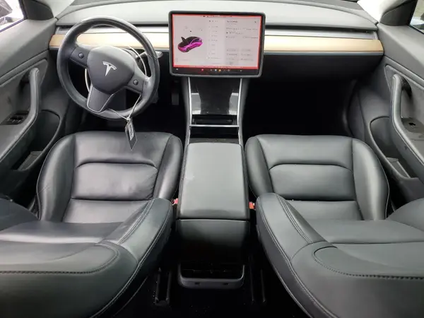 5YJ3E1EA7KF325724 2019 TESLA MODEL 3 - Image 8