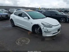 5YJ3E1EA7KF326498 2019 TESLA MODEL 3