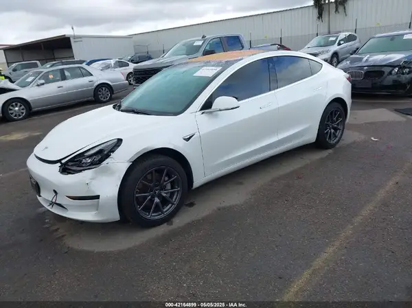 5YJ3E1EA7KF326498 2019 TESLA MODEL 3 - Image 2