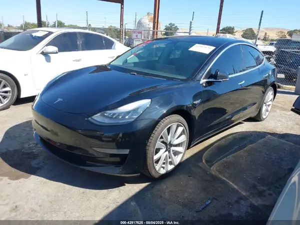 5YJ3E1EA7KF357430 2019 TESLA MODEL 3 - Image 2