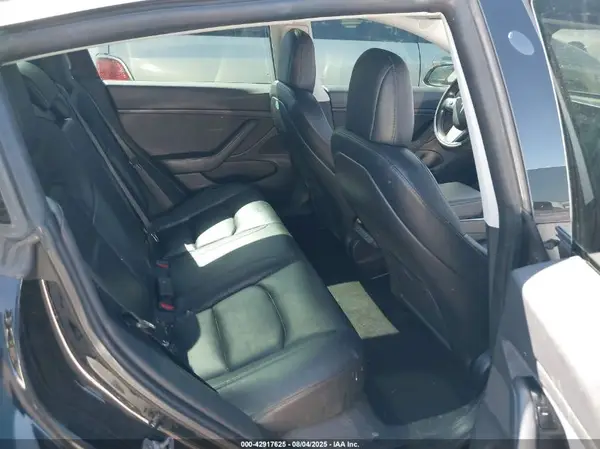 5YJ3E1EA7KF357430 2019 TESLA MODEL 3 - Image 8