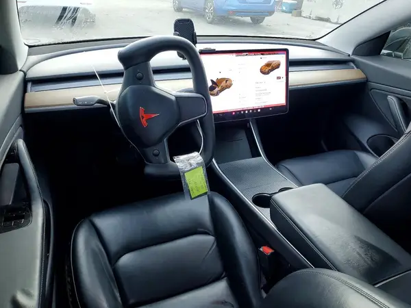 5YJ3E1EA7KF394851 2019 TESLA MODEL 3 - Image 8