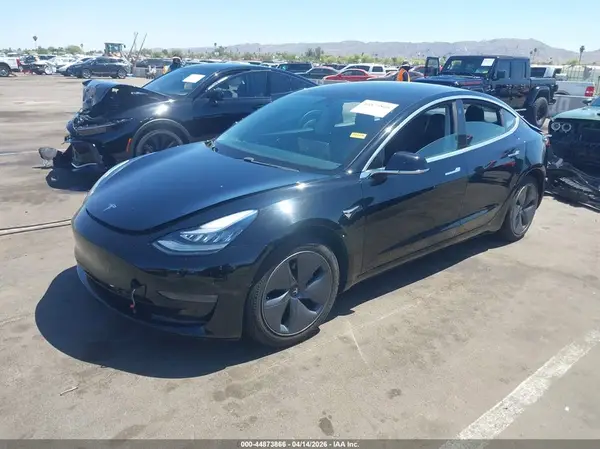 5YJ3E1EA7KF395529 2019 TESLA MODEL 3 - Image 2