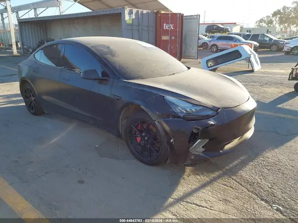5YJ3E1EA7KF396423 2019 TESLA MODEL 3 - Image 1