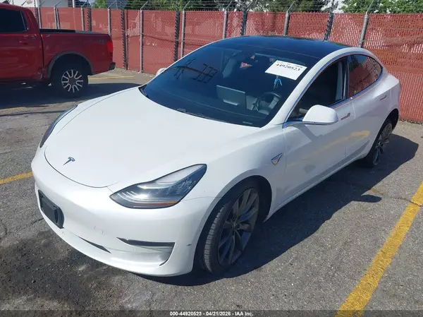 5YJ3E1EA7KF397152 2019 TESLA MODEL 3 - Image 2
