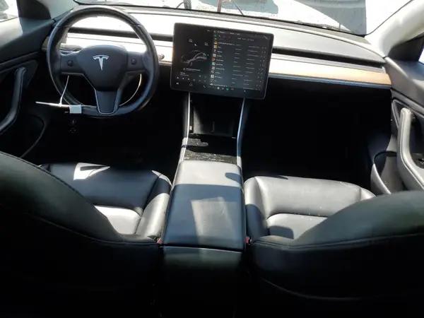 5YJ3E1EA7KF397524 2019 TESLA MODEL 3 - Image 8