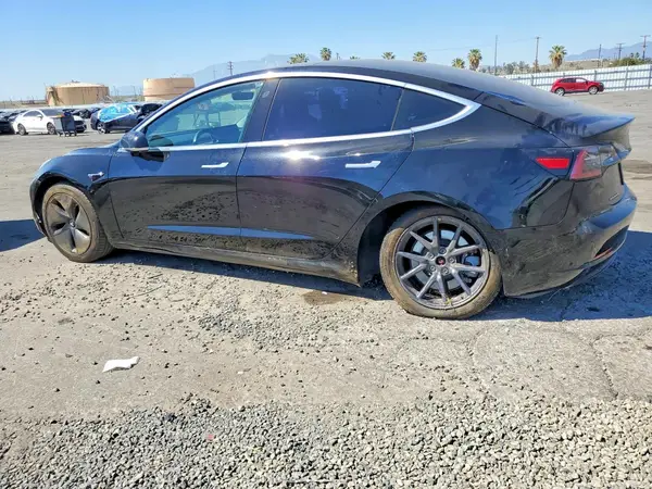 5YJ3E1EA7KF397796 2019 TESLA MODEL 3 - Image 2