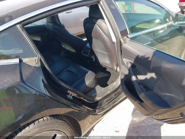 5YJ3E1EA7KF398558 2019 TESLA MODEL 3 - Image 8