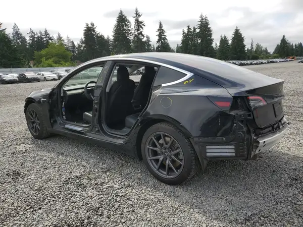 5YJ3E1EA7KF398902 2019 TESLA MODEL 3 - Image 2