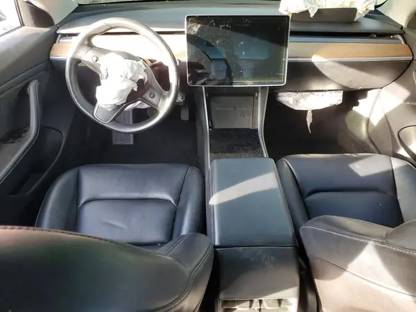 5YJ3E1EA7KF399063 2019 TESLA MODEL 3 - Image 8