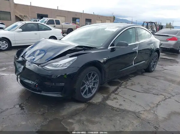 5YJ3E1EA7KF399161 2019 TESLA MODEL 3 - Image 2