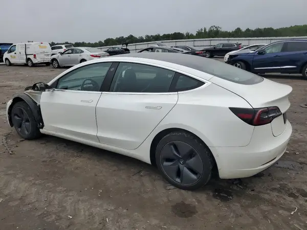 5YJ3E1EA7KF401670 2019 TESLA MODEL 3 - Image 2