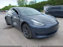 5YJ3E1EA7KF403242 2019 TESLA MODEL 3