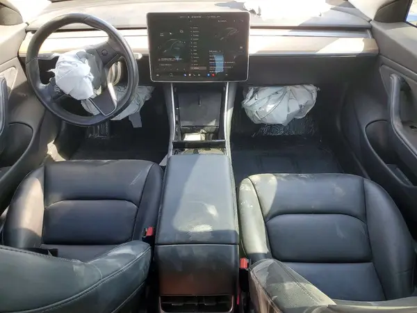 5YJ3E1EA7KF409901 2019 TESLA MODEL 3 - Image 8