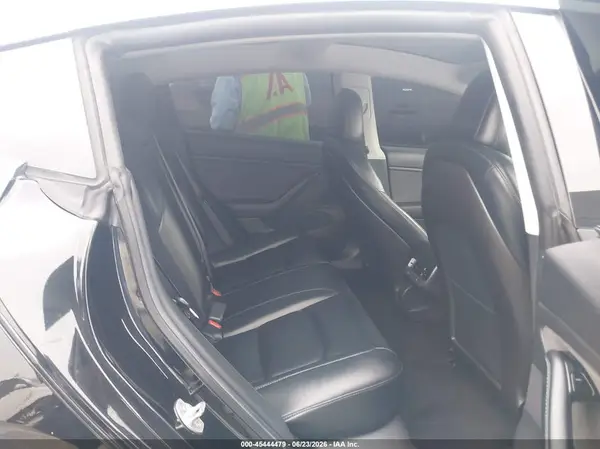 5YJ3E1EA7KF410272 2019 TESLA MODEL 3 - Image 8