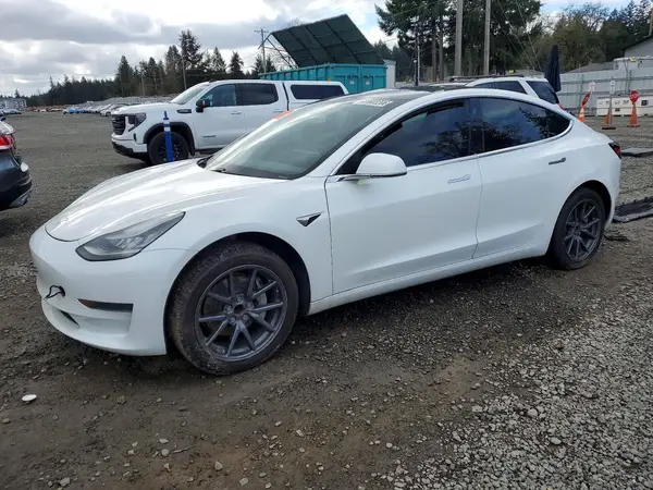 5YJ3E1EA7KF415889 2019 TESLA MODEL 3 - Image 1