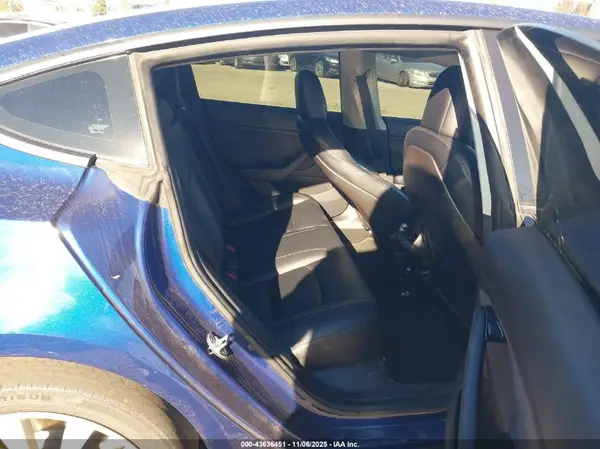 5YJ3E1EA7KF417366 2019 TESLA MODEL 3 - Image 8