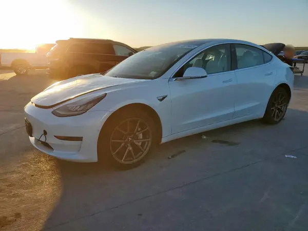 5YJ3E1EA7KF419313 2019 TESLA MODEL 3 - Image 1