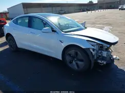 5YJ3E1EA7KF431896 2019 TESLA MODEL 3