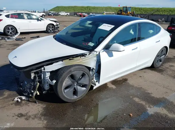 5YJ3E1EA7KF431896 2019 TESLA MODEL 3 - Image 2
