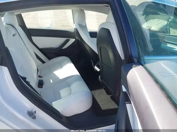 5YJ3E1EA7KF431896 2019 TESLA MODEL 3 - Image 8
