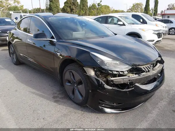 5YJ3E1EA7KF434796 2019 TESLA MODEL 3 - Image 1