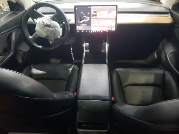 5YJ3E1EA7KF436497 2019 TESLA MODEL 3 - Image 8