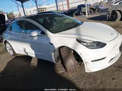 5YJ3E1EA7KF437908 2019 TESLA MODEL 3