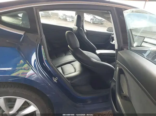 5YJ3E1EA7KF447063 2019 TESLA MODEL 3 - Image 8
