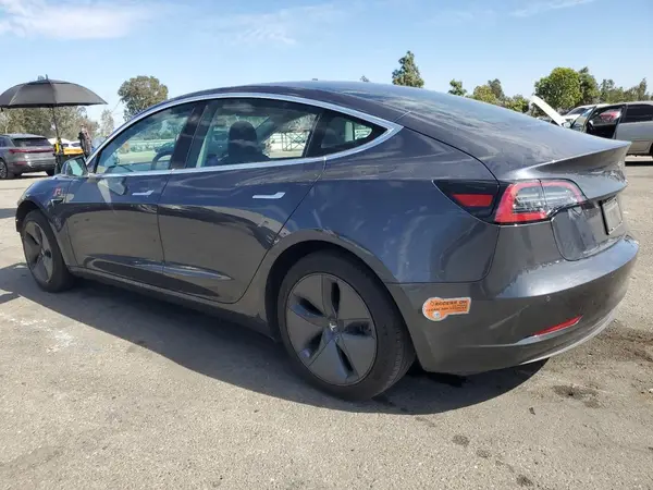 5YJ3E1EA7KF447449 2019 TESLA MODEL 3 - Image 2