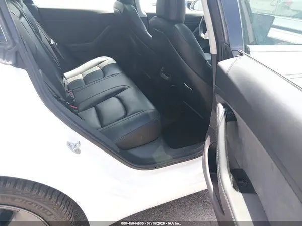 5YJ3E1EA7KF464574 2019 TESLA MODEL 3 - Image 8