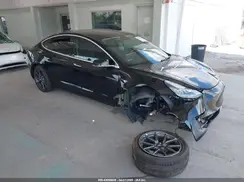 5YJ3E1EA7KF484565 2019 TESLA MODEL 3