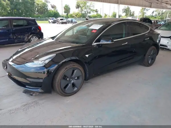 5YJ3E1EA7KF484565 2019 TESLA MODEL 3 - Image 2