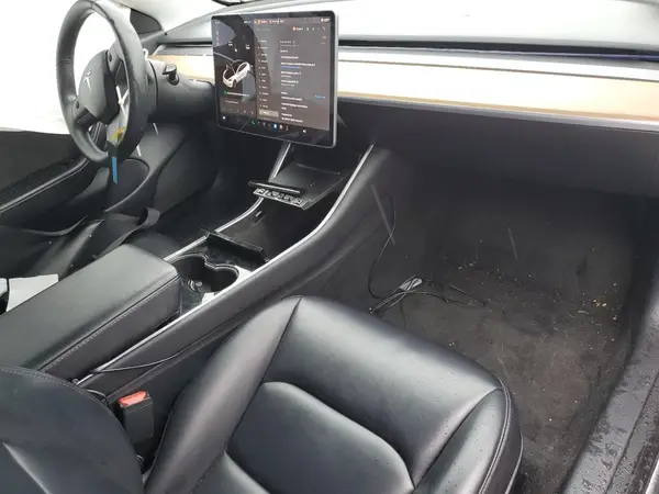 5YJ3E1EA7KF504040 2019 TESLA MODEL 3 - Image 8